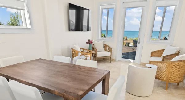 guest-lounge-img2 - The Osprey Resort, Berry Islands, Bahamas Beach Resort Guest Lounge